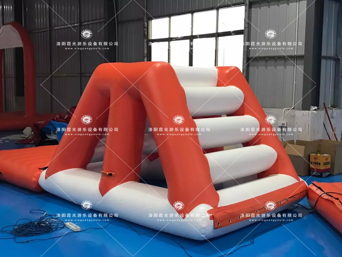 彭水水上闯关设施