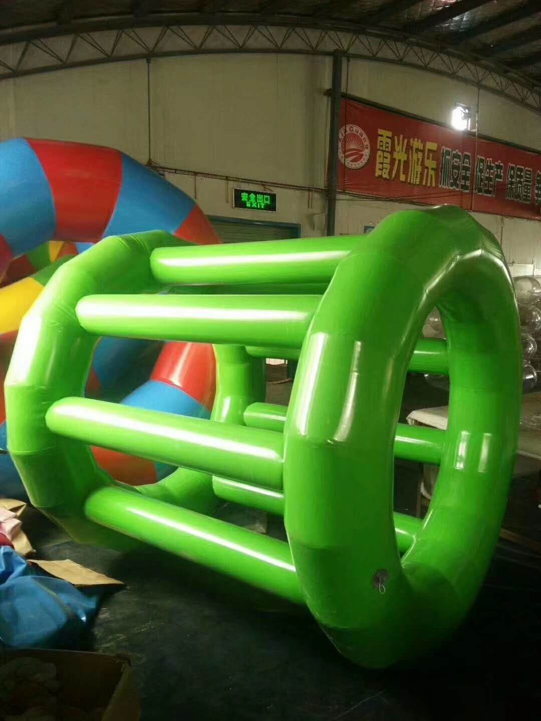 彭水水上滚筒